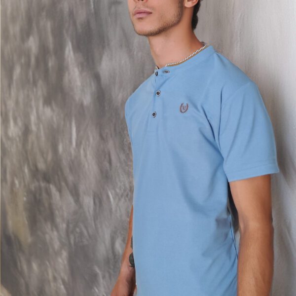 POLO CLÁSICO AZUL CIELO VESTIR ELEGANZIA